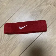NIKE ヘアバンド　赤