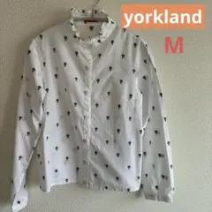 Yorkland フリルカラー　白　長袖ブラウス　日本製　気球　刺繍　Mのサムネイル