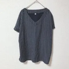 レディースブラウス⭐︎ストライプ⭐︎薄手⭐︎ネイビー⭐︎半袖⭐︎美品のサムネイル