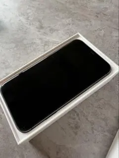 iPhone 11 128GB 利用制限○