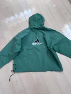 90s adidas ナイロンジャケット バックロゴ刺繍 ドローコード付き