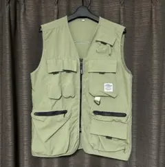 Item thumbnail for item 76bfe8d1-1118-4756-beec-94c8a56ca403