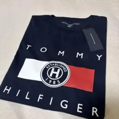 【新品・未使用】トミーヒルフィガーTシャツ Mサイズ