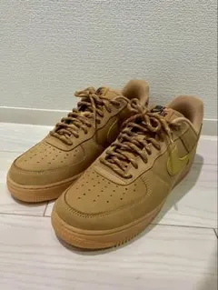 NIKE AIR FORCE 1 スニーカー ブラウン