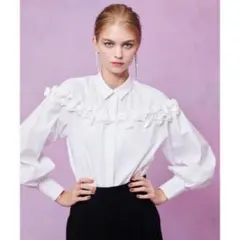 【LOULOU WILLOUGHBY】メニーリボンパフスリーブシャツのサムネイル
