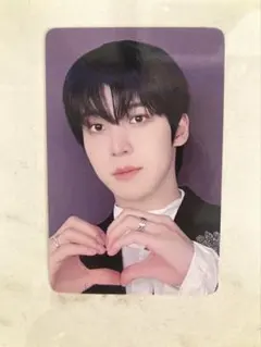 Item thumbnail for item 20d70cd7-548e-40ce-9c7c-a47b0ed9c0a3