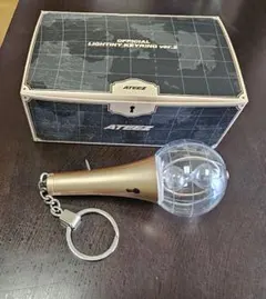 ペンライト　ver.2 ATEEZ アチズ　新品未開封　ペンラ ATEEZ ペンライト Ver.2 2本セット 公式 新品未開封 Ver2 - メルカリ