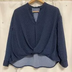ドット柄 長袖ブラウス Vネック earth music&ecology