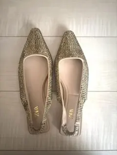 値下げ 新品・未使用【ZARA】スリングバック フラットシューズ ゴールドのサムネイル