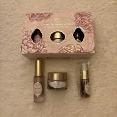SABONフェイスケアキット　化粧水、美容液、保湿クリーム