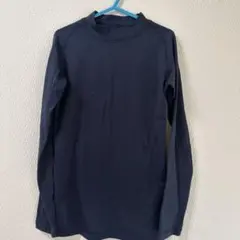 紺　長袖 アンダーシャツ　１３０サイズ