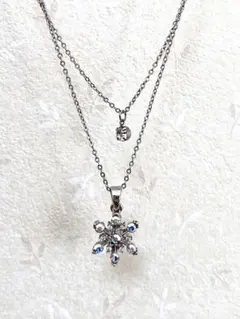 【CECIL McBEE】スノーモチーフ２連ネックレス