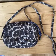 ★未使用★ AMIW アミウ ヒョウ柄 2way ポーチ　ショルダーバッグのサムネイル