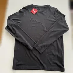 PUMA 長袖カットソー ブラック　アメリカサイズMサイズのサムネイル