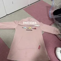 CONVERSE ピンクパーカー フード付き