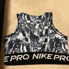 NIKE PRO タンクトップ 抽象パターン
