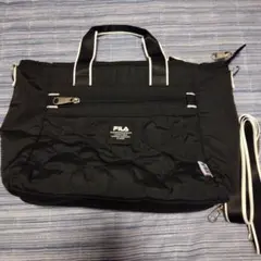 数回使用のみ美品！FILA キルティングショルダーバッグ ブラック