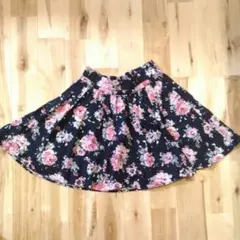 ローリーズファーム　花柄スカート