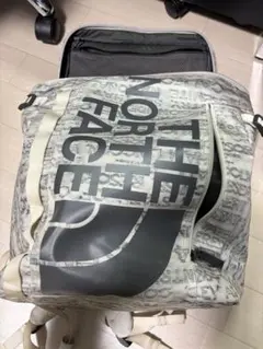 THE NORTH FACE ヒューズボックス　グレー