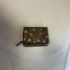 COACH 星柄 三つ折り財布