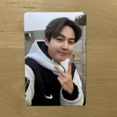 Item thumbnail for item 8cb312f9-873d-404a-8db5-65d722a41217