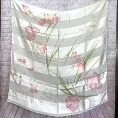 美品　NINA RICCI　大判スカーフ　シルク　花　フラワー　ライトグリーン系