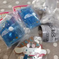 ガチャ♡シナモロール ミニミニファイル　パンダ　仮面ライダー　めじるし