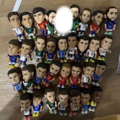 ZURU Ballers FIFA 4個セット + フィールド - メルカリ