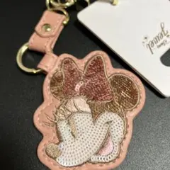 ディズニー ミニーマウス キーホルダー ピンク