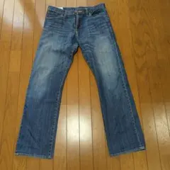 23区 HOMME ストレートデニムパンツ サイズ48のサムネイル