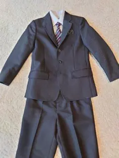 Sirmione ブラック フォーマルスーツ 130cm ネクタイ付き