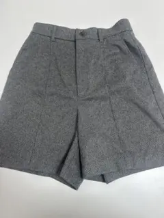 ヘリンボーン柄 グレーショートパンツ