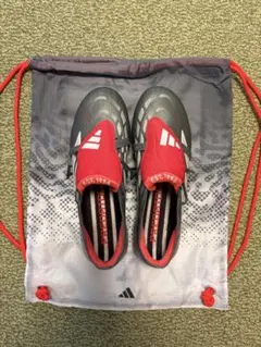 adidas PREDATOR サッカースパイク