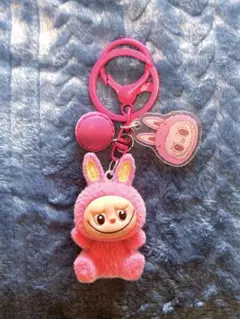 labubu キーホルダー フロッキー フィギュア ピンク