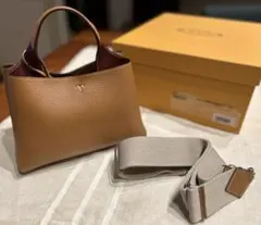 【最終値下げ】tod's バック（ファブリックのストラップ付き)