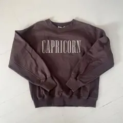 SNIDEL CAPRICORN プリント スウェット