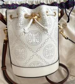 s*o様 美品TORY BURCH Tモノグラム レザー ミニ パケットバッグ