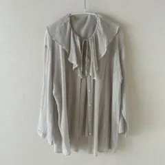 北欧暮らしの道具店 洗いざらしで着られるフリルブラウス / グレージュ