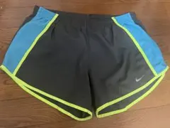ナイキ　ランニングパンツ M サイズ