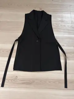 ブラック ベスト ジレ　Mサイズ ポリエステル100%