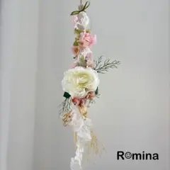 桜とバラの吊り下げアレンジメント