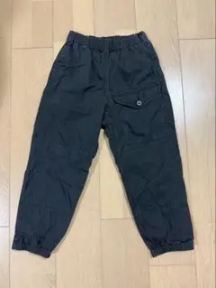 UNIQLO ブラックパンツ 130cm