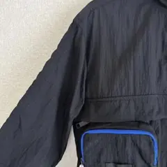 NIKE黒いナイロンジャケット フード付き