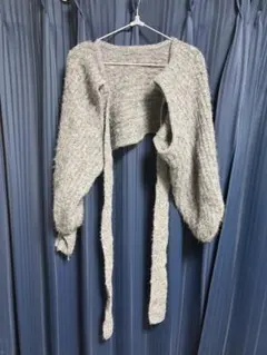 グレー ショート丈 ニットカーディガン