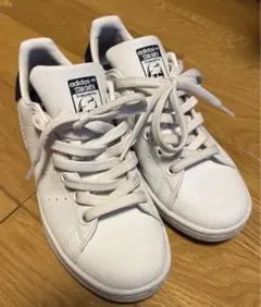 アディダスタンスミス
