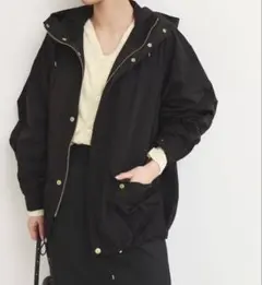 マウンテンパーカー 黒