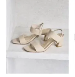 LE TALON 6cmヒールゴムストラップサンダル