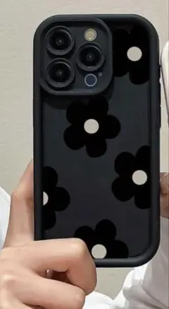 iPhone 16e花柄ケース