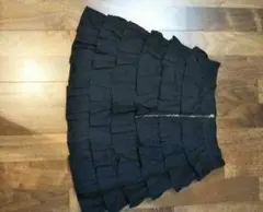 黒のミニスカートのサムネイル