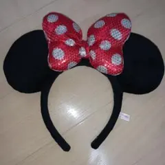 ミニーマウス カチューシャ 黒と赤